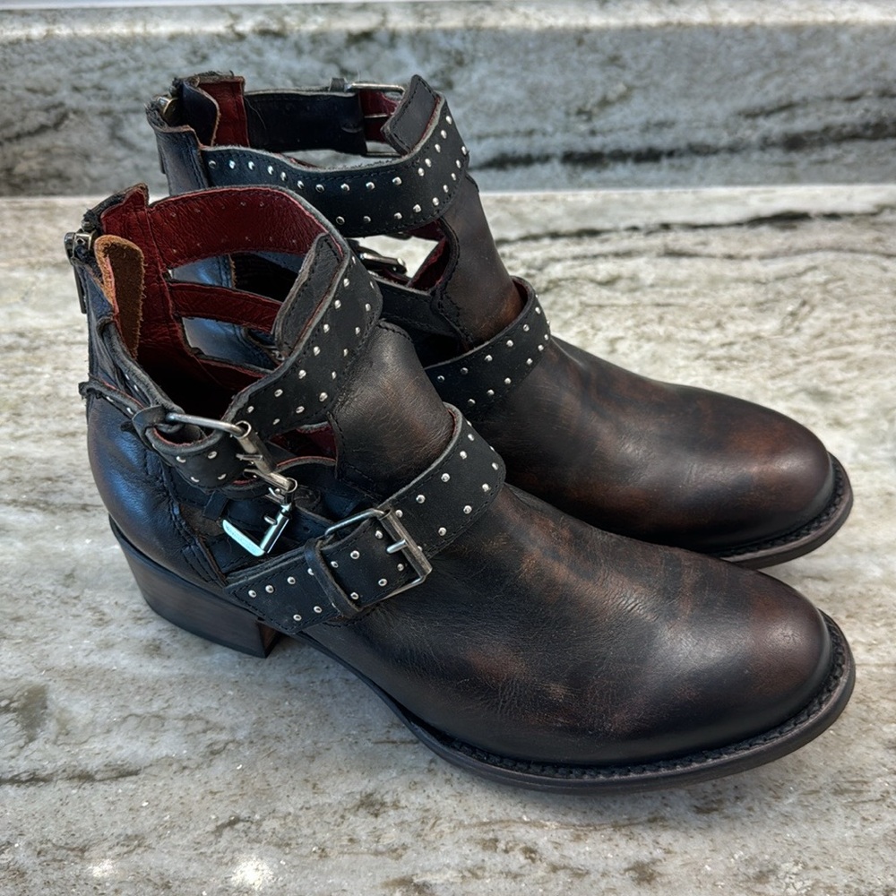 FREEBIRD Booties size 9